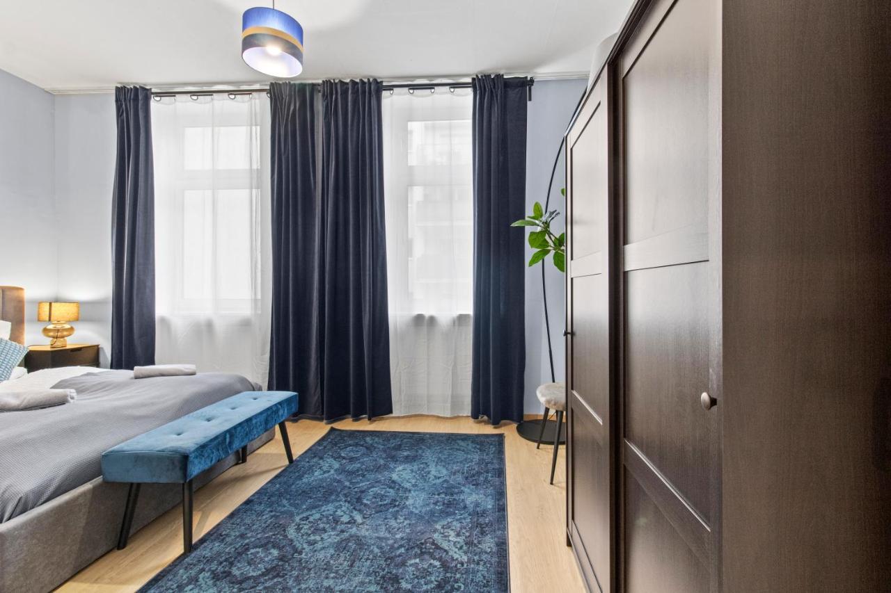 5 Bedrooms - 143 M² - Near Main Station Wina Bagian luar foto